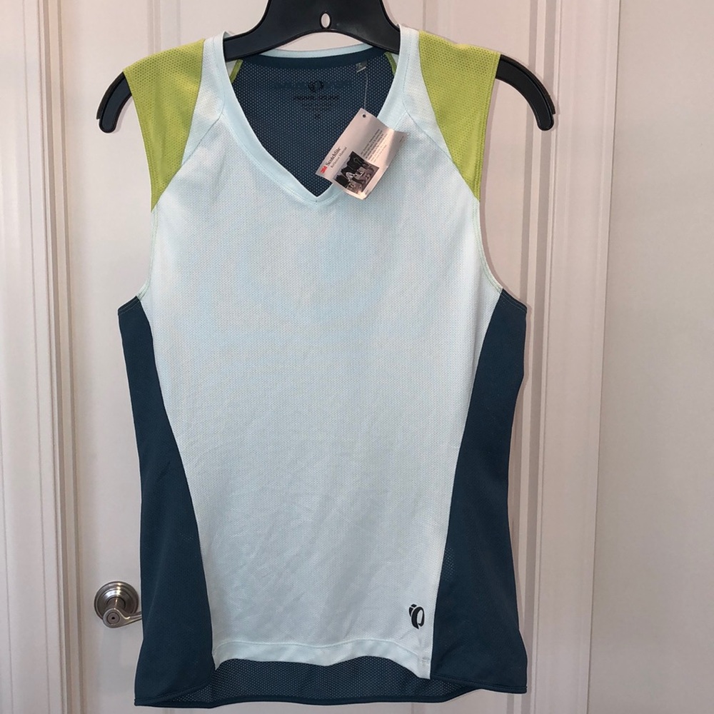 NWT Pearl Izumi tank
